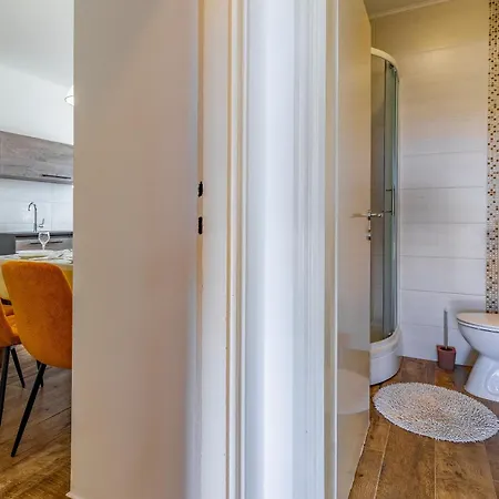 Apartament Big With Free Parking Pula